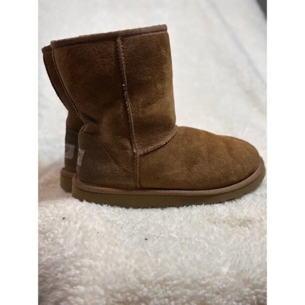Kids UGG Australia Brown‎ Suede Sheepskin Lined Boots Size [SIZE] 4